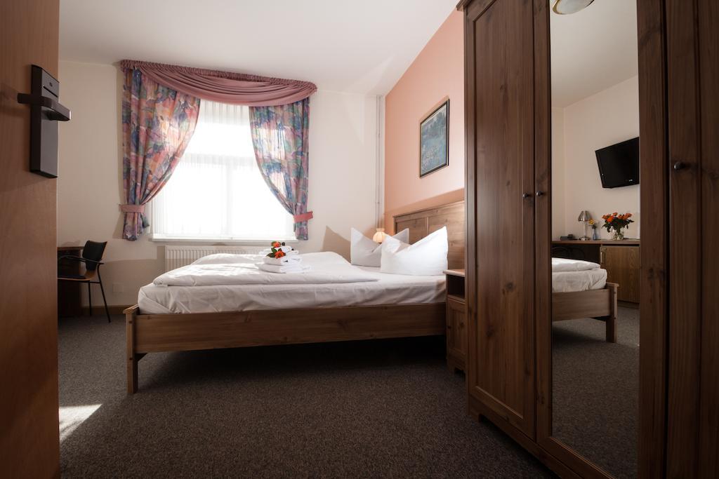 Hotel Am Galgenberg Gera Exterior photo